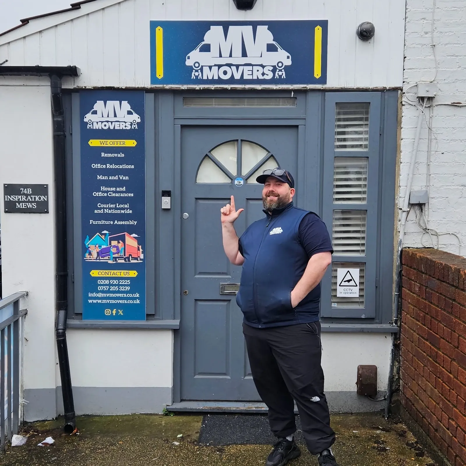Dave at the office – MV Movers crew